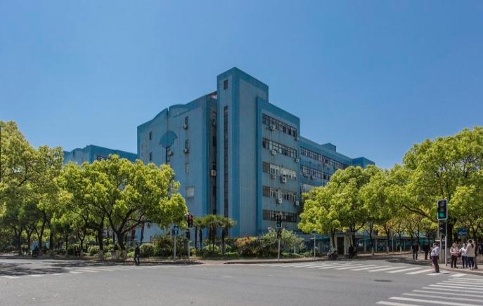 探訪桂中園：4.3米層高，寬敞明亮辦公空間