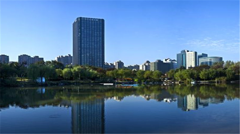 上海古北財富中心：高效電梯系統(tǒng)，提升辦公出行效率